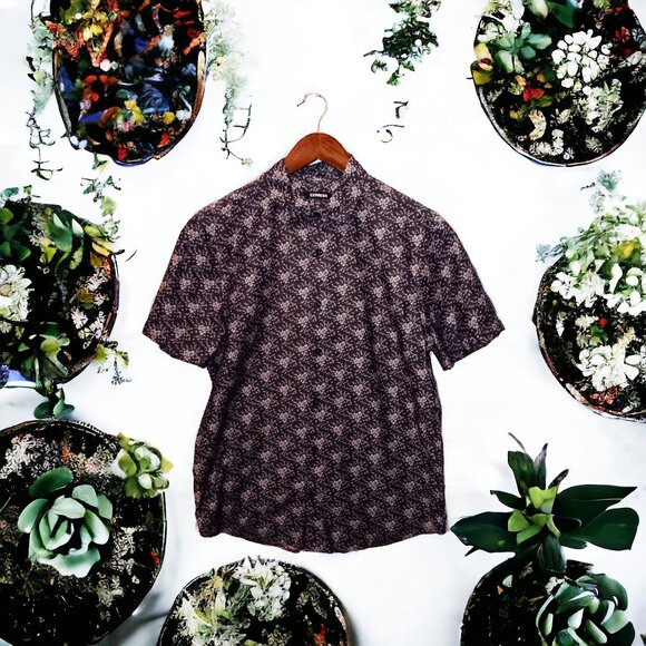 Express ★ Men's Casual Short Sleeve Button-Up ★ Vollos Gothic Floral Print - Picture 5 of 5